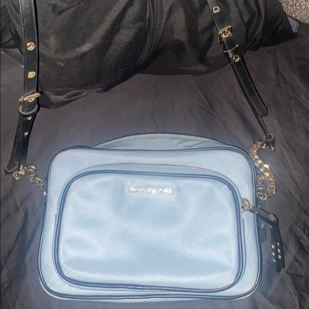 Michael kors crossbody